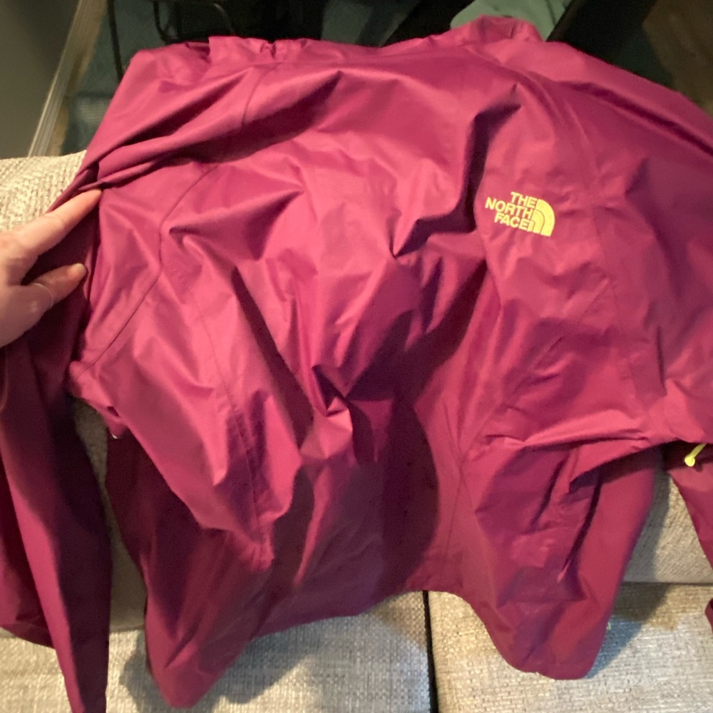 North Face jacket 🌸 - Picture 9 of 10